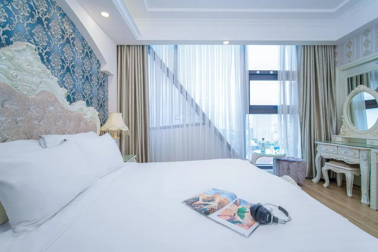 Royal Beach Hotel By Thg Da Nang
